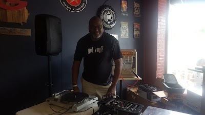 Photos of Downtown Drafts