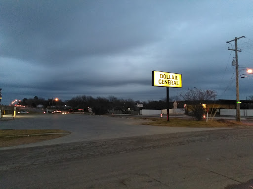 Home Goods Store «Dollar General», reviews and photos, 300 E Central Ave, Nixon, TX 78140, USA