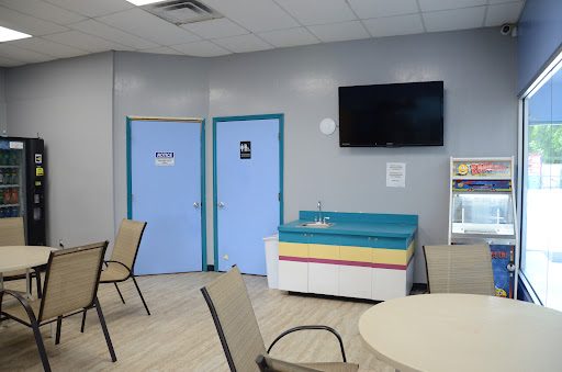 Laundromat «Laundromart North Fort Myers», reviews and photos, 216 Pondella Rd, North Fort Myers, FL 33903, USA