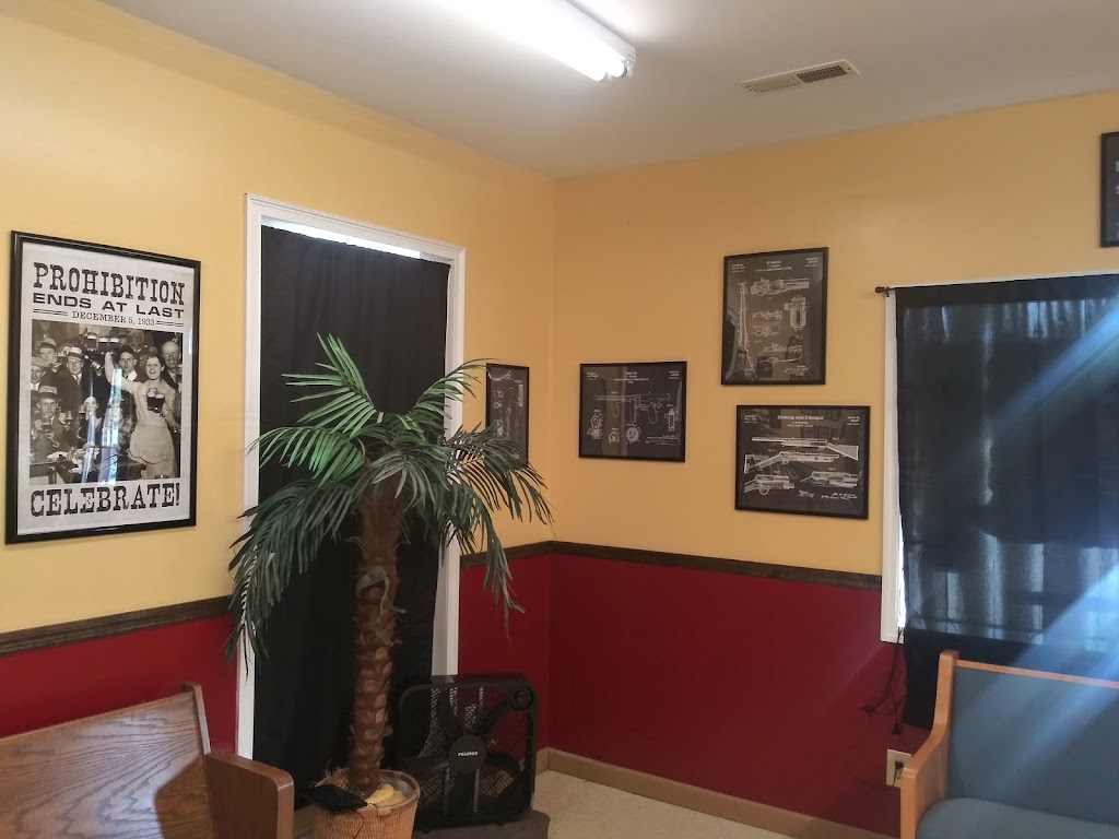 The Barber's Pub 37331