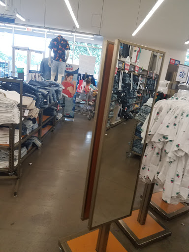 Clothing Store «Old Navy», reviews and photos, 1201 Barbara Jordan Blvd, Austin, TX 78723, USA