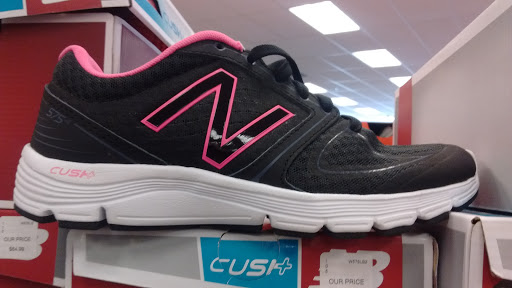 Shoe Store «Shoe Carnival», reviews and photos, 466 Pinnacle Pkwy, Bristol, TN 37620, USA