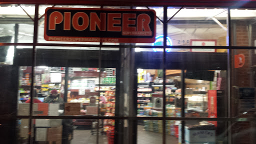 Supermarket «Pioneer Supermarkets», reviews and photos, 290 Beach 14th St, Far Rockaway, NY 11691, USA