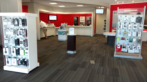 Cell Phone Store «Verizon», reviews and photos, 1201 Kings Hwy, Fairfield, CT 06824, USA