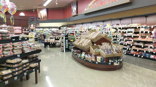 Grocery Store «Safeway», reviews and photos, 1524 W Main St, Molalla, OR 97038, USA