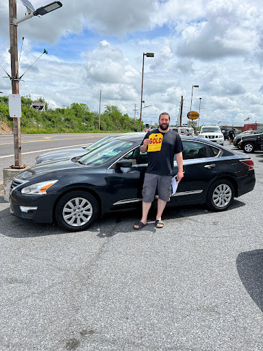 Used Car Dealer «Below Bluebook Autos LLC», reviews and photos, 2451 Paxton St, Harrisburg, PA 17111, USA