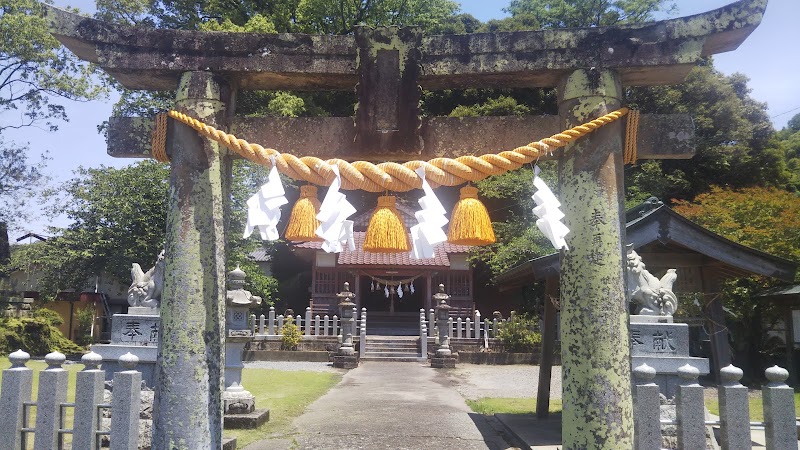 阿村神社