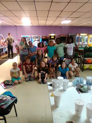 Bowling Alley «Melody Lanes», reviews and photos, 1018 N Main St, Madisonville, KY 42431, USA