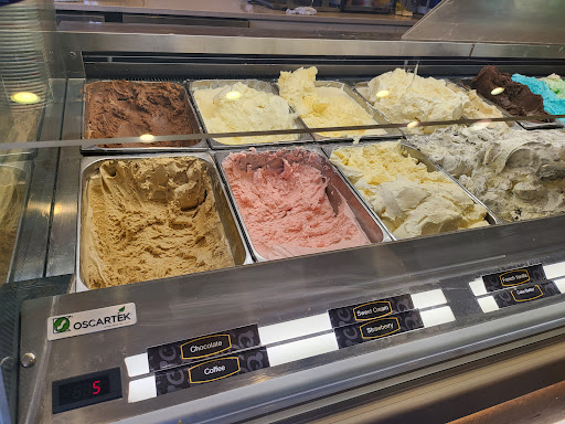 Ice Cream Shop «Cold Stone Creamery», reviews and photos, 30985 Courthouse Dr, Union City, CA 94587, USA