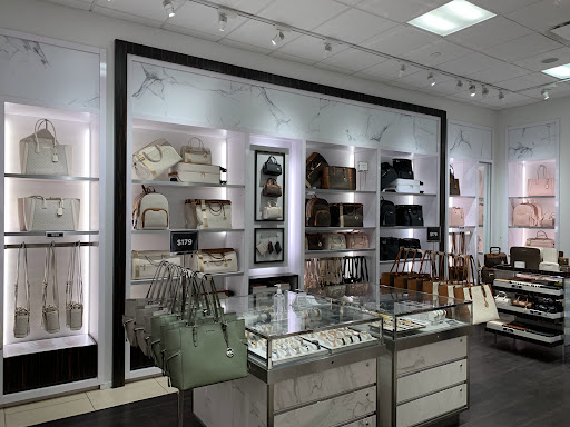Fashion Accessories Store «Michael Kors», reviews and photos, 100 Citadel Dr #456, Commerce, CA 90040, USA