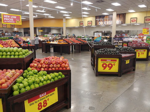Grocery Store «Fred Meyer», reviews and photos, 2200 E Baseline St, Cornelius, OR 97113, USA