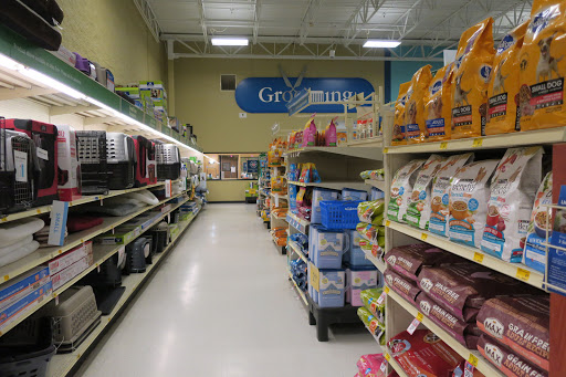 Pet Supply Store «PetSmart», reviews and photos, 8537 W Grand River Ave, Brighton, MI 48116, USA