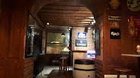 Atmosphère du Restaurant 9 Bar-Pub-Resto' à Vienne - n°3