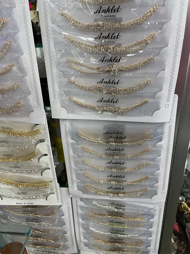 Beauty Supply Store «Young Hair Beauty Supplies», reviews and photos, 205 E Memorial Blvd, Lakeland, FL 33801, USA