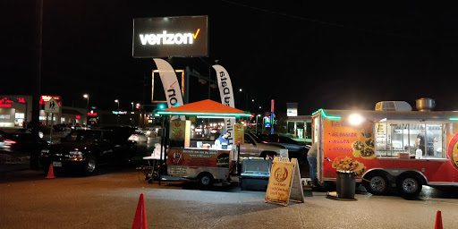 Cell Phone Store «GoWireless Verizon Authorized Retailer», reviews and photos, 1570 N Zaragoza Rd, El Paso, TX 79936, USA