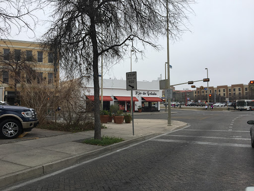 Pizza Restaurant «Rio De Gelato», reviews and photos, 102 Navarro St, San Antonio, TX 78205, USA