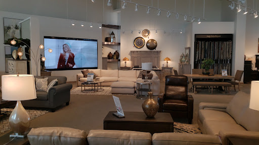 Furniture Store «Rooms To Go Furniture Store - Daytona Beach», reviews and photos, 2375 W International Speedway Blvd, Daytona Beach, FL 32114, USA