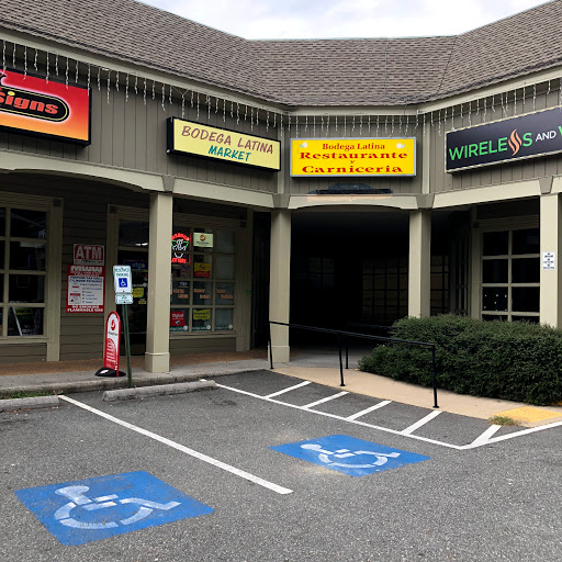 Bodega Latina Market, 9020 Quioccasin Rd # D, Richmond, VA 23229, USA, 