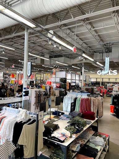 Clothing Store «Old Navy», reviews and photos, 1310 Tingle Cir E, Mobile, AL 36606, USA