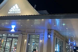 Adidas Outlet (Central Village) image