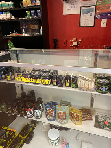 Tobacco Shop «Royal Smoke Shop», reviews and photos, 2304 N Collins St, Arlington, TX 76011, USA