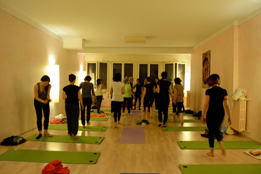 Istituto Yoga Moksha a.s.d.c.