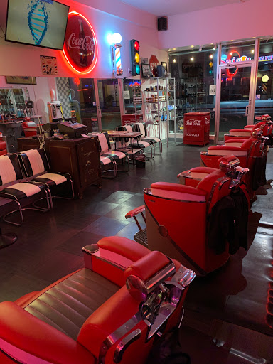 Barber Shop «Winns Barber Shop», reviews and photos, 445 University Ave, San Diego, CA 92103, USA