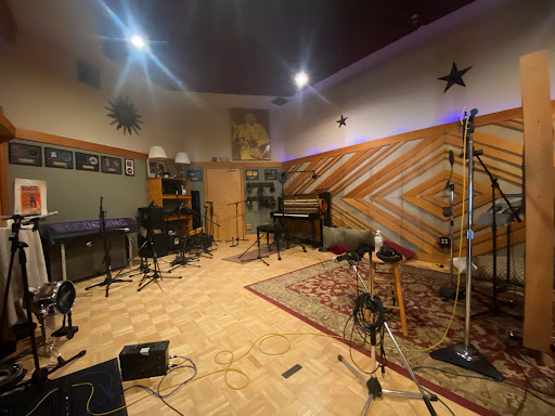 Pus Cavern Recording Studio