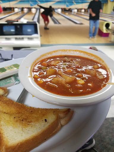 Bowling Alley «Lucky Strike Lanes», reviews and photos, 1904 S Anderson St, Elwood, IN 46036, USA