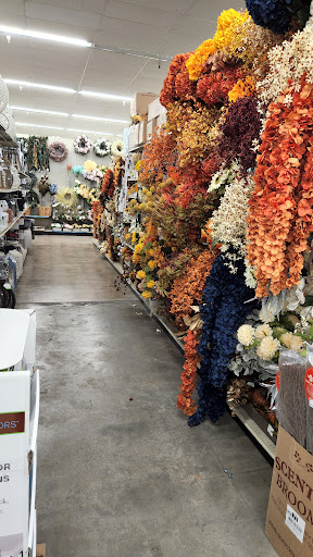 Home Goods Store «At Home», reviews and photos, 3900 Troup Hwy, Tyler, TX 75703, USA