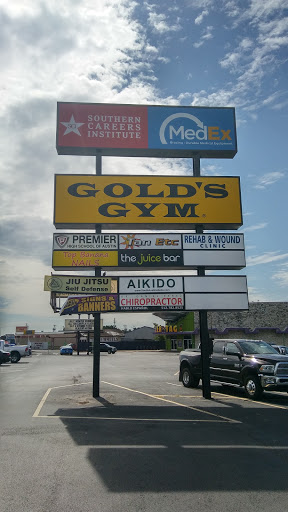 Shopping Mall «Southwood Shopping Center», reviews and photos, 1701 W Ben White Blvd, Austin, TX 78701, USA