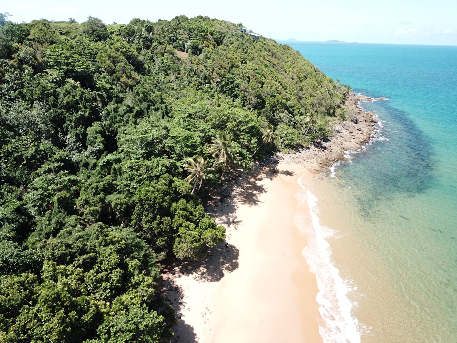 Brookes Beach'in fotoğrafı - rahatlamayı sevenler arasında popüler bir yer