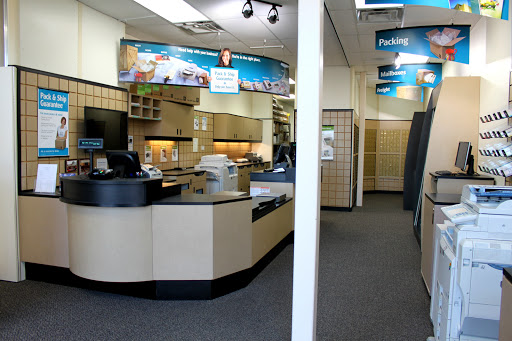 Shipping and Mailing Service «The UPS Store», reviews and photos, 2121 Lohmans Crossing Rd Ste 504, Lakeway, TX 78734, USA