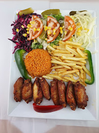 Kebab du Restaurant halal V.I.P FAST FOOD à Montréal-la-Cluse - n°9