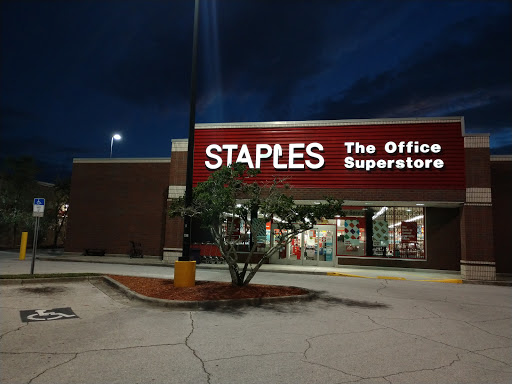 Office Supply Store «Staples», reviews and photos, 13013 Seminole Blvd, Largo, FL 33778, USA