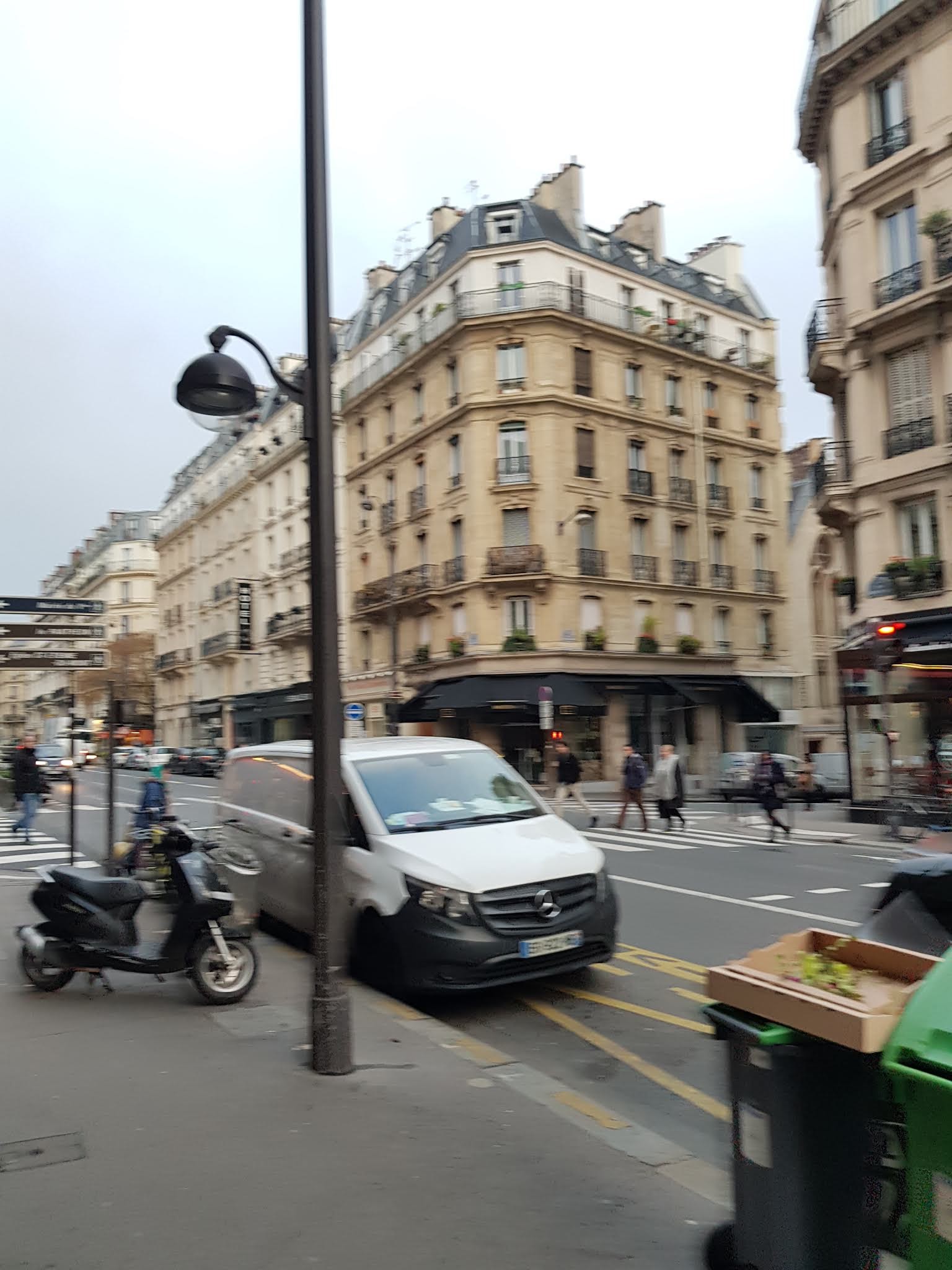 Photo n° 47 de l'avis de Daniel.o fait le 24/10/2019 à 20:45