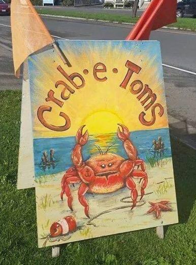 Crab-E-Tom's