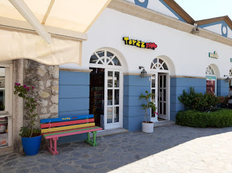 Toyzz Shop Çeşme Marina
