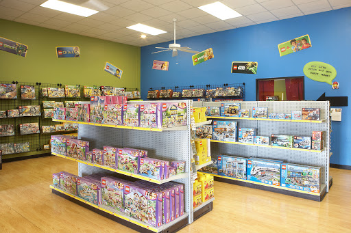 Toy Store «Bricks & Minifigs San Antonio», reviews and photos, 12415 Bandera Rd #212, Helotes, TX 78023, USA