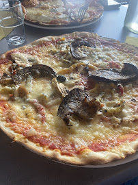 Pizza du Pizzeria La Bella Vita à Villette-d'Anthon - n°5