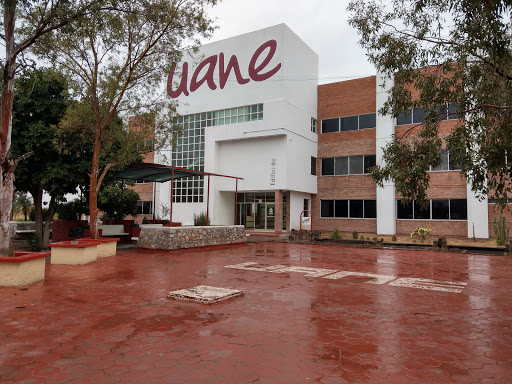Escuela de administración de empresas Torreón
