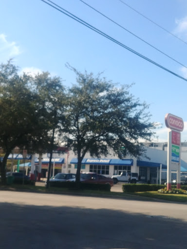 Car Wash «Car Spa Midtown», reviews and photos, 2801 Brazos St, Houston, TX 77006, USA