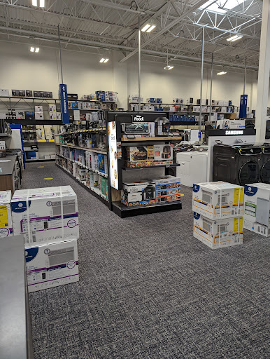 Electronics Store «Best Buy», reviews and photos, 4710 Cherry Hill Rd, College Park, MD 20740, USA