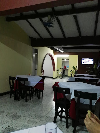 Restaurante Rancho Grande - Cl. 5 #8-26, Guacarí, Valle del Cauca, Colombia