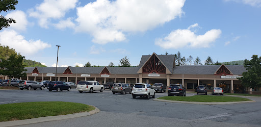 Outlet Store «Tanger Outlet Blowing Rock», reviews and photos, 278 Shoppes on the Parkway Rd, Blowing Rock, NC 28605, USA