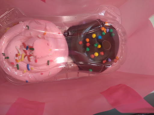 Bakery «Colossal Cupcakes», reviews and photos, 528 Euclid Ave, Cleveland, OH 44114, USA