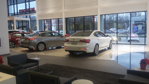 Car Dealer «Kia of Bedford», reviews and photos, 18180 Rockside Rd, Bedford, OH 44146, USA