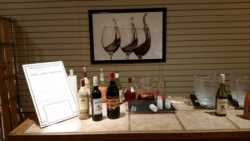 Wine Store «New World Wine Shop», reviews and photos, 830 W Main St i, Lake Geneva, WI 53147, USA