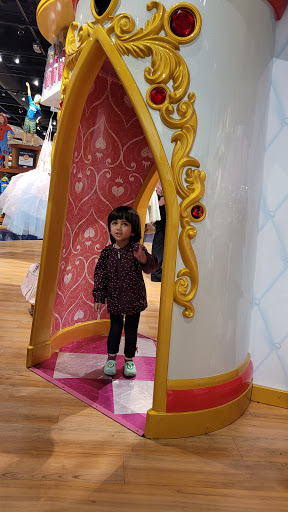 Toy Store «Disney Store», reviews and photos, 1 Sun Valley Mall, Concord, CA 94520, USA