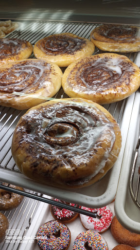 Donut Shop «Dallas Donuts», reviews and photos, 1930 6th St, Bremerton, WA 98337, USA